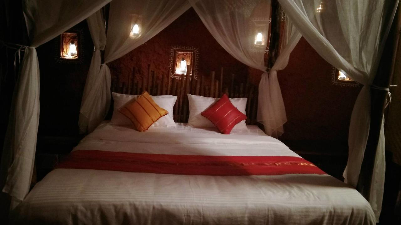 Belantara Beach Front Hotel Vengurla Екстериор снимка